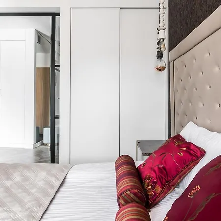 Apartment Rentplanet - Pulaskiego *
