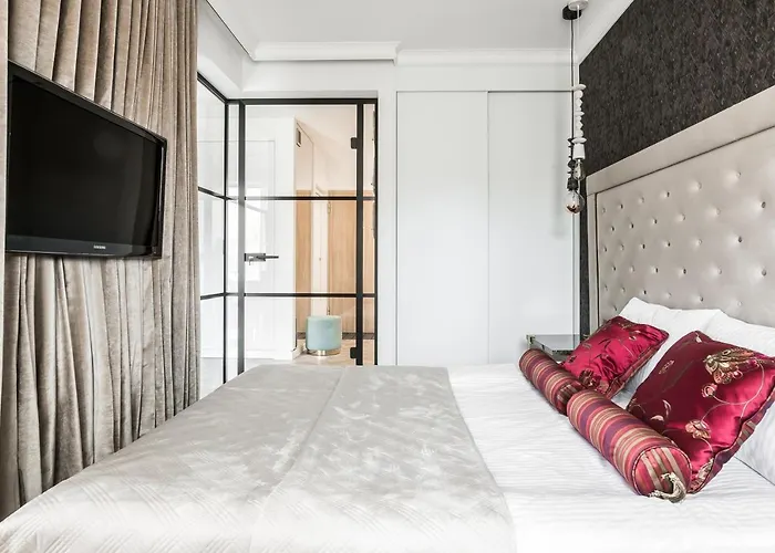 Rentplanet - Pulaskiego * Wroclaw